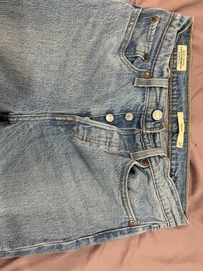 Levi's High-Rise Light Wash Button-Fly Women's Jeans